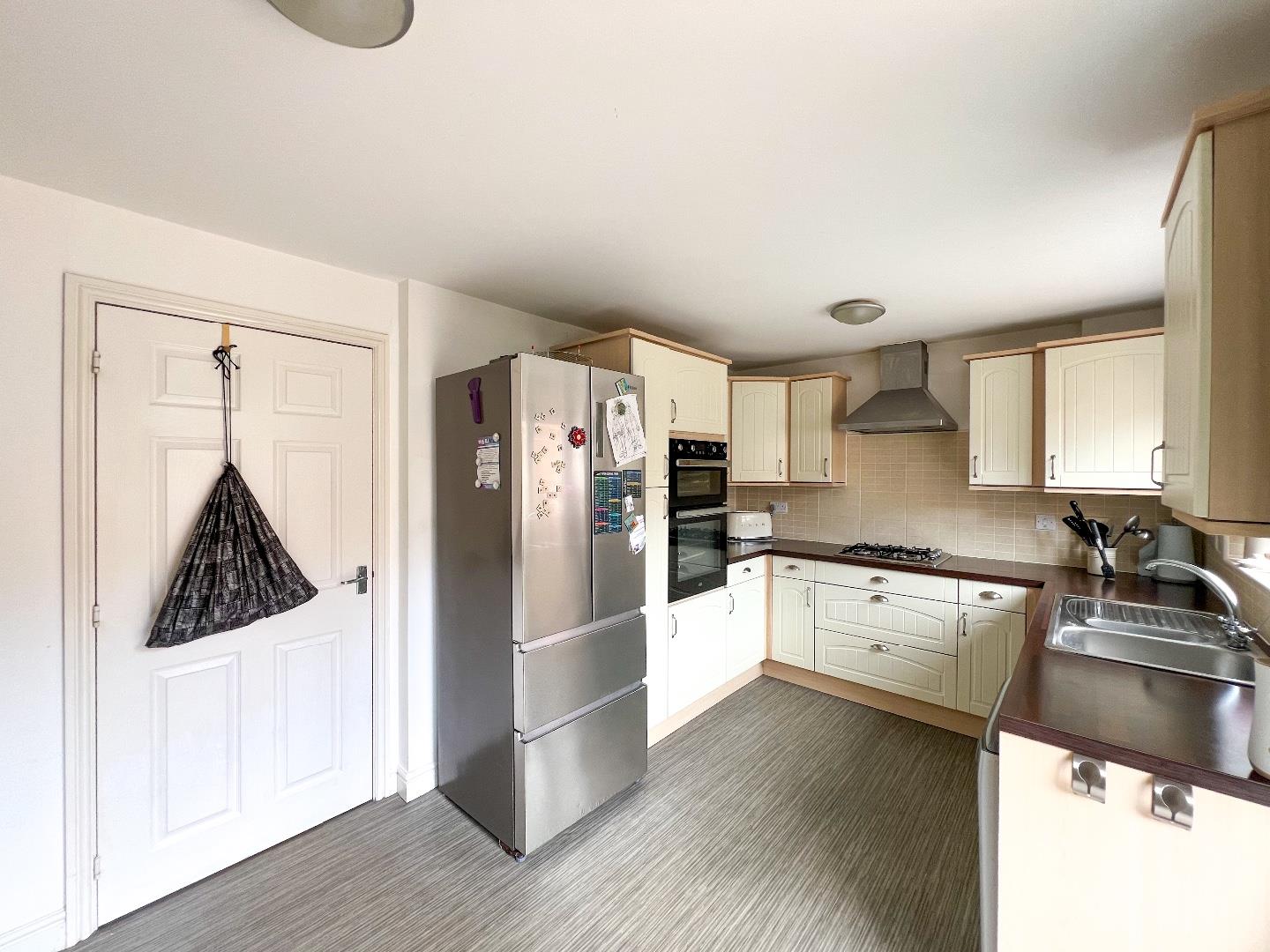 Longacres, Brackla, Bridgend County Borough, CF31 2DE
